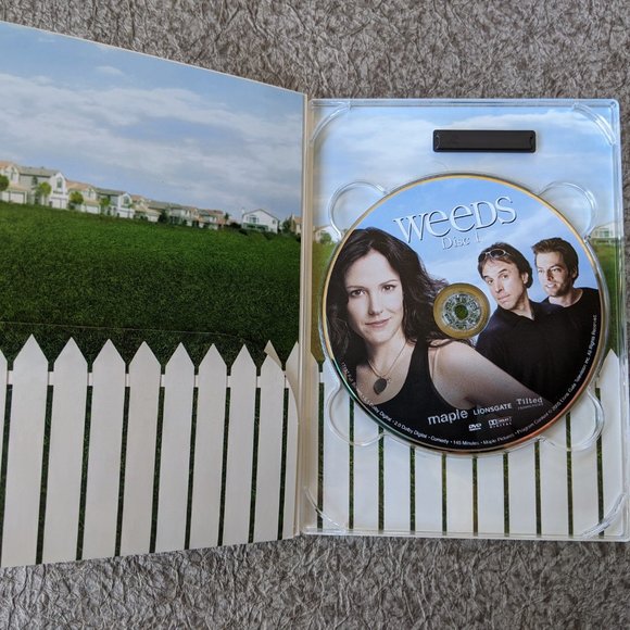 FREE gift w/ purchase - Weeds season 1 (2 discs) - Picture 3 of 4